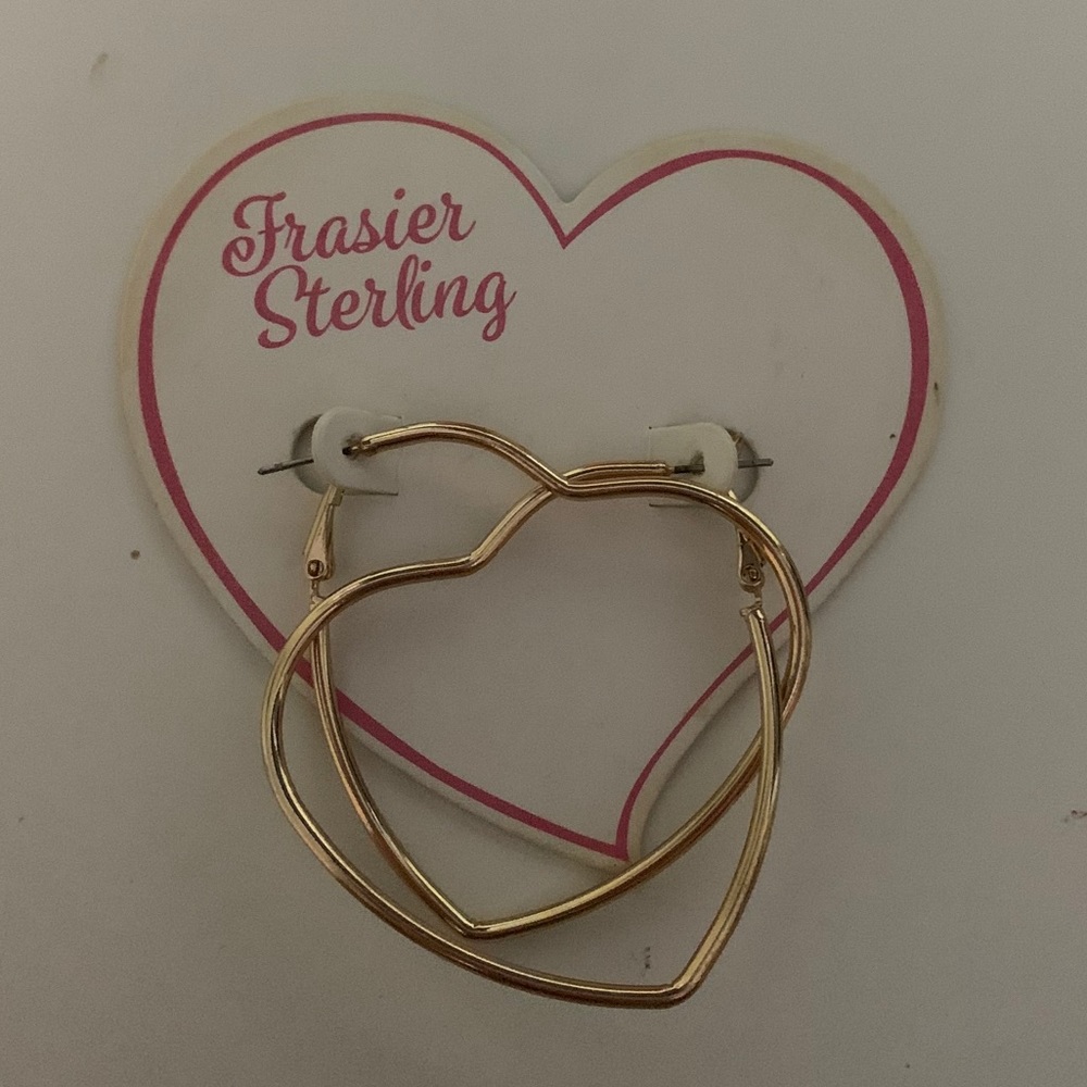 Frasier Sterling heart hoops <3